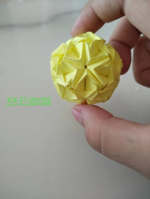 手工制作纸球,详细步骤教程 第3张