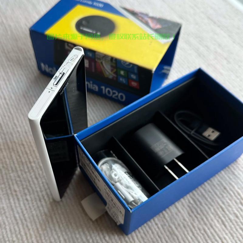 诺基亚Lumia系列，经典再现，科技与时尚的完美融合 第3张