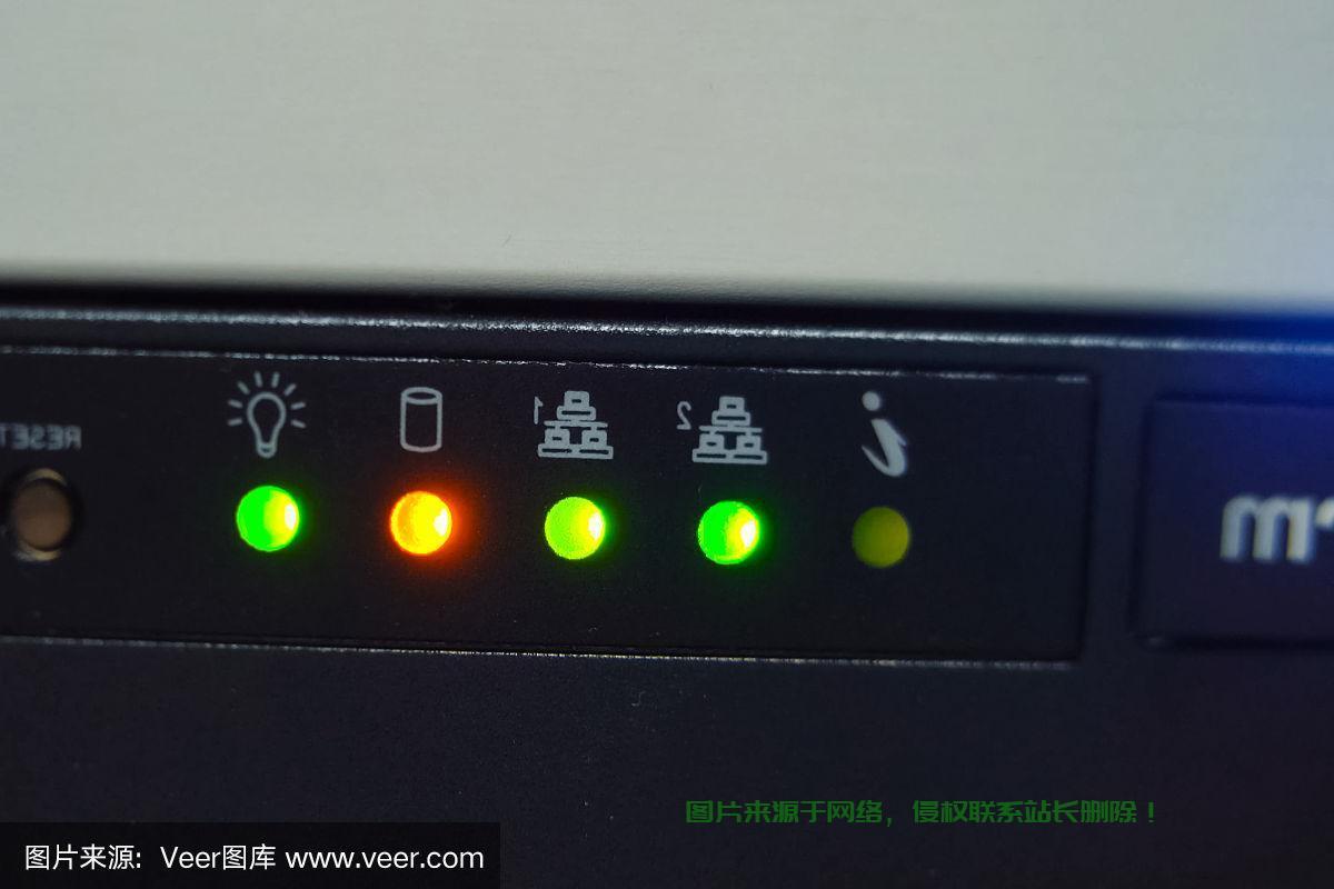 服务器关机指示灯闪  第1张