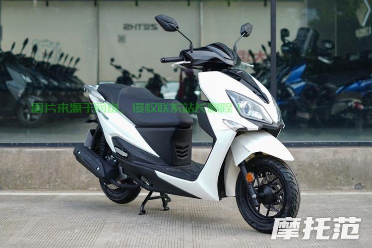 VPS125脚撑使用秘籍，安装步骤、优势分析及选择指南 第2张