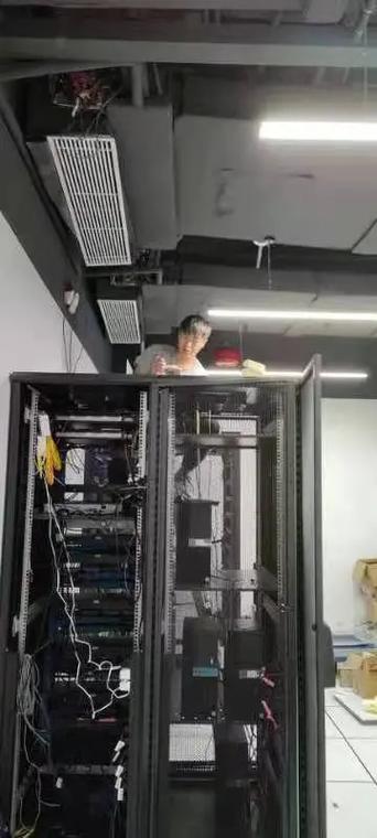 带手机进机房会怎么样？