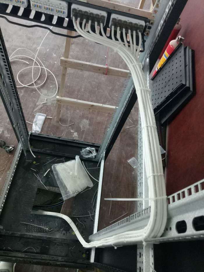 机房布线人工工资怎么样