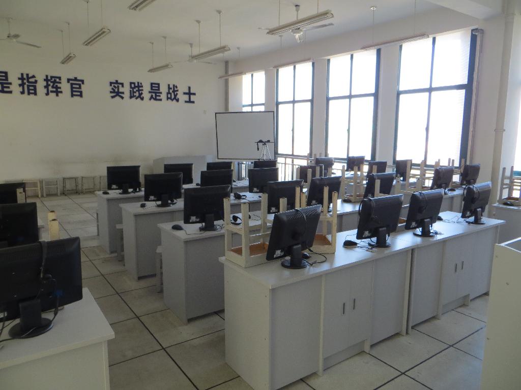 萍乡学院计算机房怎么样