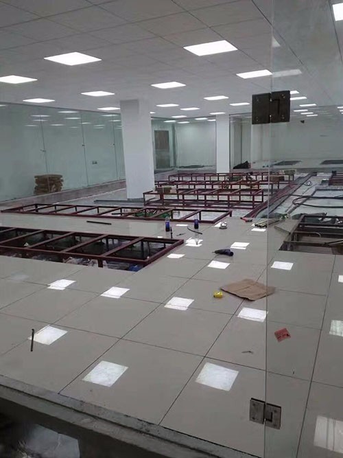 光迅科技获69家组织调研：公司2025年一季度毛利率提高受产品结构、产能开释、良品率提高等归纳要素影响数据中心光模块的毛利率也有显着提高（附调研问答）