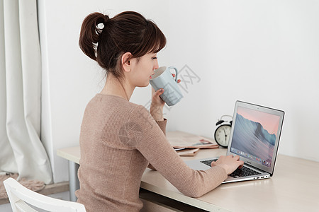 女生去机房上班怎么样