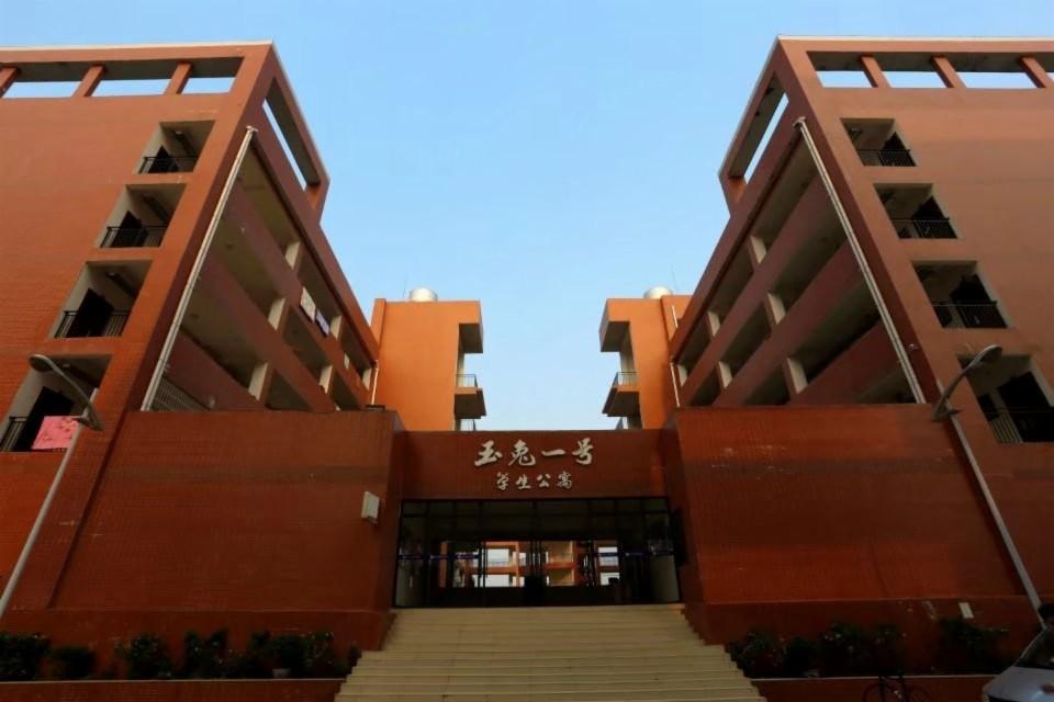 蓝天驾校机房怎么样