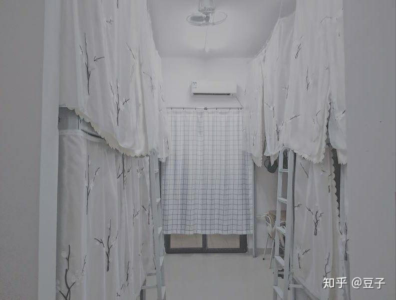 厦软电竞机房怎么样